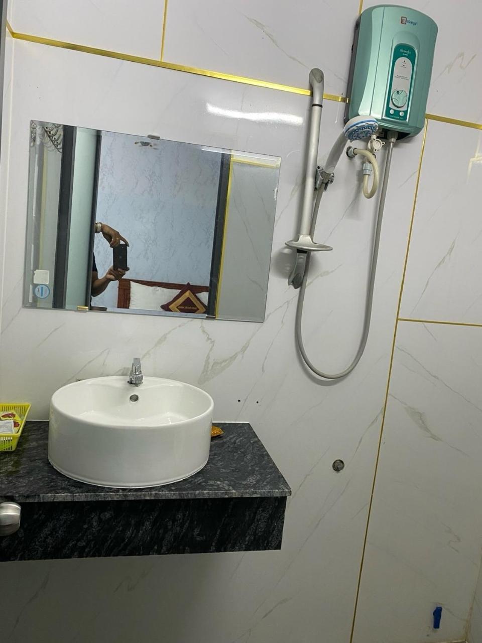 Duy Khang 2 Hotel Хошимин Экстерьер фото